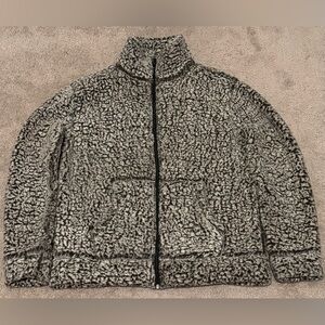 Express Women’s Faux Fur Gray Long Sleeve Full Zip Up Jacket Size Medium